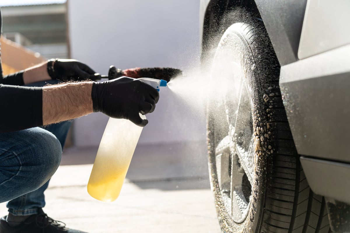 Wheel and tire detailing in Conroe